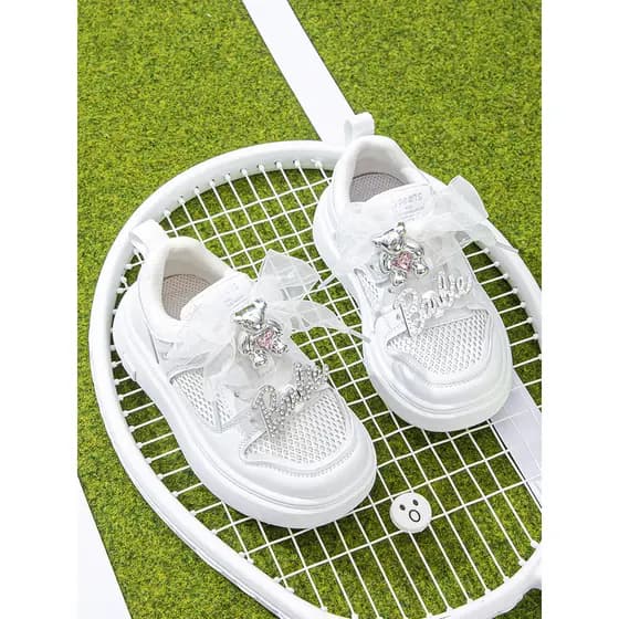 Pequeno urso única malha meninas sapatos brancos 2026 primavera verão Casual tênis infantis respirável leve estudante de