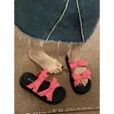 Arco de sola grossa nuvem chinelos feminino verão exterior usar lindas sandálias Flip-Flops 2025 nova praia Casual San