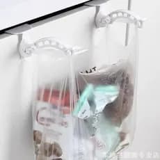 Japonês criativo plástico porta da cozinha porta traseira gancho cabide dobrável armazenamento rack de lixo saco de lixo