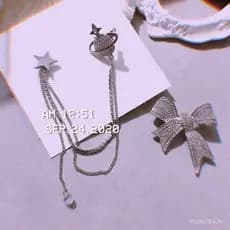 Elegante broche em formato de laço de fada para mulheres, presente, broche com corrente de planeta para mulheres.