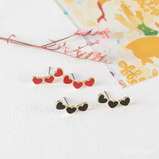Joias de Qingdao, Novo Modelo 2020, Série Três Corações, Brincos Fofos Bicolor, Acessórios para Orelha para Mulheres, Di
