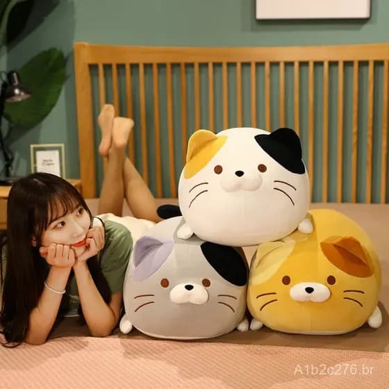 Brinquedo de Pelúcia de Gato Fofo e Macio em Estilo Cartoon, Almofada Redonda de Gato para Dormir, Boneco Companheiro -