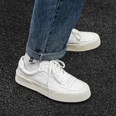 Tênis masculino primavera novo estilo de couro genuíno esportes sapatos casuais All-Match moda sapatos brancos de sola g