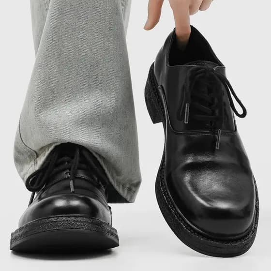 2026 sapatos de couro de sola grossa sapatos Derby masculinos japoneses feitos à mão Casual Commuter preto invisível aum