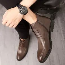 2025 novo estilo masculino sapatos de couro de alta qualidade estilo britânico Martin botas versão coreana na moda meado