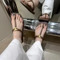 Zhetao2024 primavera verão novo estilo Flip-Flops T-cinta sandálias de praia de borracha plana chinelos planos confortáv