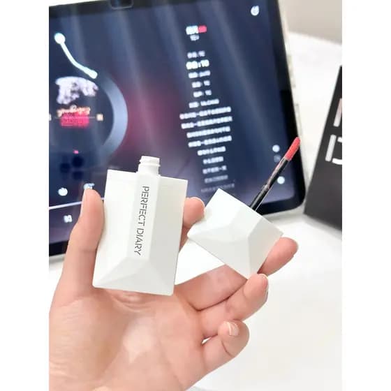 Diário perfeito cartão de visita brilho labial segredo amor série 019 tímido de longa duração branco fosco veludo fosco