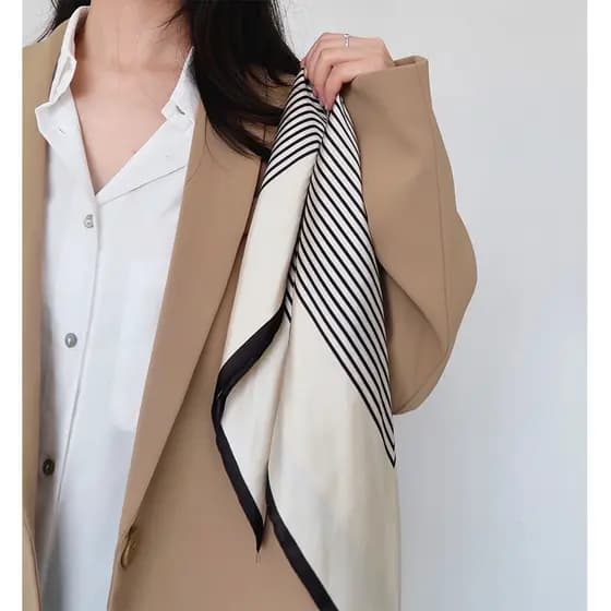 {High-End} estilo primavera verão com terno simples elegante lenço de seda ins pequeno lenço quadrado feminino All-Match