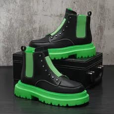 Botas Chelsea Brancas Masculinas 2026 Primavera Tendência Botas Curtas de Sola Grossa Botas Brancas Masculinas Botas Mar
