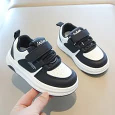 Sapatos esportivos infantis 2026 primavera outono novo estilo meninos tênis de sola macia sapatos de bebê respirável mod