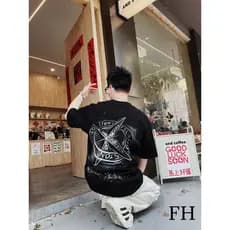 Street Wear caído ombro manga curta camiseta masculina em torno do pescoço estrela impressão solta Casual topo 2026 verã