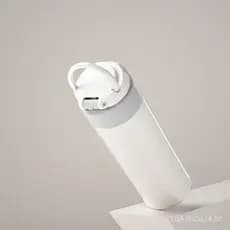 Novo modelo de copo térmico com alça e tampa retrátil, copo de água portátil e elegante em aço inoxidável para homens e