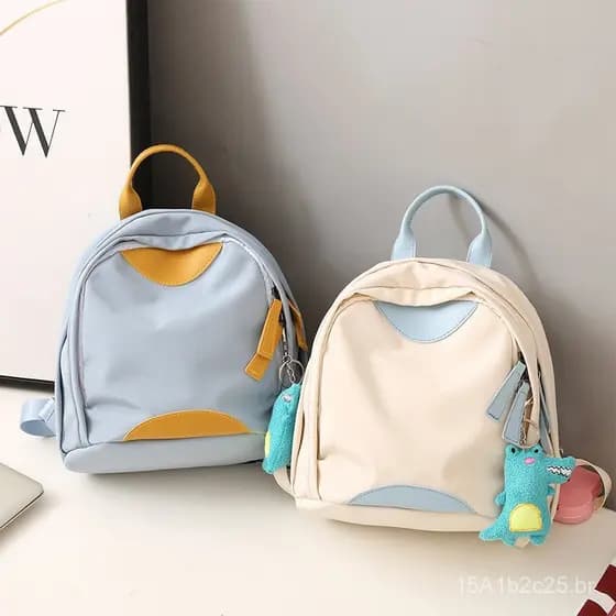 Nova Mochila de Viagem Ultra-Leve e Versátil 2025, Mochila de Verão Feminina Leve em Nylon Oxford