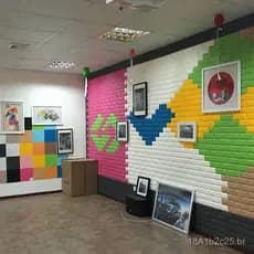 Adesivos de parede 3D em espuma, papel de parede autoadesivo em atacado, papel de parede decorativo à prova d'água e ant