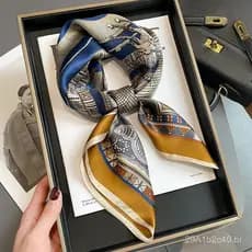 Lenço quadrado de seda 65*65 para mulheres, estilo coreano, nova moda primavera/outono, lenço decorativo de seda de amor