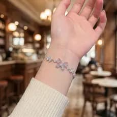 [Estoque pronto] Flor de cerejeira rosa gradiente cor imitação de cristal borboleta pulseira ins requintado doce All-Mat