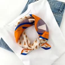 Novo estilo de lenço de seda para mulheres, moderno e vintage com decoração de cavalo, lenço de pescoço 100% seda de amo