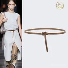 Cinto fino de couro genuíno com pequena fivela redonda para mulheres, adequado para vestidos e camisas, que afina a cint