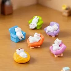 6 Pçs/set Dos Desenhos Animados Sofá Gato Miniaturas Resina Ornamentos Animais Decoração Do Jardim De Fadas Musgo Terrár