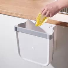 Cozinha doméstica pendurado lata de lixo dobrável pendurado porta do armário dedicado fixado na parede seco molhado clas