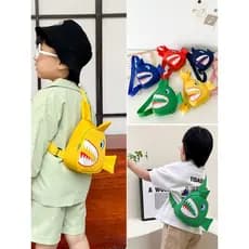 Crianças bebê saco de peito versão coreana bonito engraçado pequena bolsa de ombro dos desenhos animados tubarão menino