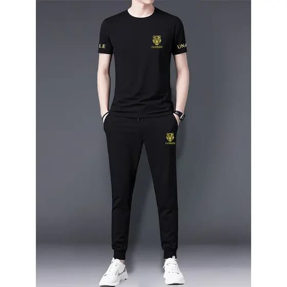 Terno de verão masculino 2026 novo estilo masculino seda gelo manga curta camiseta solta tamanho grande juventude Casual