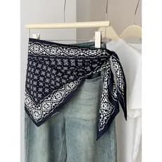 Triângulo bunda cortina cintura vedação geométrica preto branco xadrez lenço de seda cachecol senhoras versão coreana Al