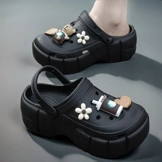 Influenciador de sola grossa Baotou buraco sapatos senhoras verão exterior Wear aumentado estudantes casuais All-Match s