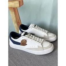 Sapatos masculinos japoneses de comércio exterior único tênis tamanho 41.5 pequenos sapatos brancos combinando com cores