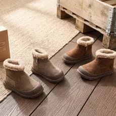 Pequeno médio crianças inverno forro de lã sapatos de algodão quente 2026 novo estilo dedo do pé redondo botas planas co