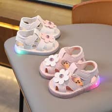 Iluminação sapatos da menina do bebê 0-1 anos de idade 2 meninas sandálias de sola macia sapatos da criança do bebê verã
