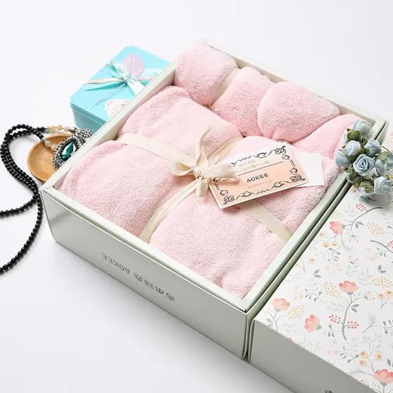 Exportado para o Japão AOKEE Toalha Super absorvente Conjunto de toalhas de banho Caixa de presente de três peças Presen