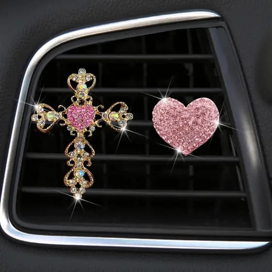Novo clipe de perfume para saída de ar do carro em formato de coração com strass, decoração de ar condicionado interno d