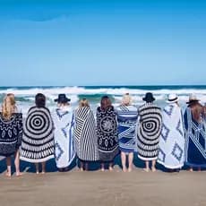 Seaside viagem férias produtos não essenciais ferramenta útil praia xale toalha de banho feminino absorvente toalha fina