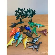 Dinossauros em Borracha