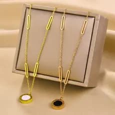 Colar feminino de aço titânio com numerais romanos em preto e branco, moderno e versátil, luxuoso e elegante, colar tipo