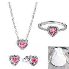 Conjunto de 4 Peças em Prata S925 com Zircônia Rosa Brilhante: Anel em Forma de Coração + Colar + Brincos + Bolsa de Vel