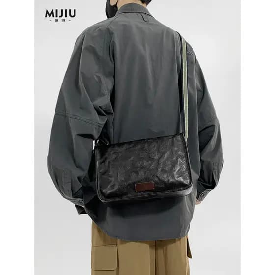 Procurando Old Street Wear Estilo Horizontal Bolsa Mensageiro de Couro Genuíno Masculina Primeira Camada Bolsa de Ombro