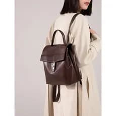 Vegetal curtido primeira camada de couro mochila feminina High-End nicho 2026 novo estilo senhoras mochila grande capaci