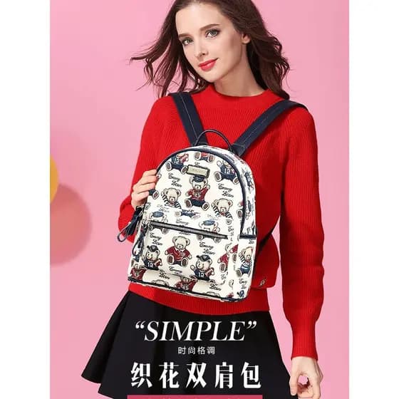 Winnie the Pooh Mochila Feminina Mini Mochila de Lona All-Match Bolsa Feminina Fofa Winnie the Pooh Bolsa de Viagem para