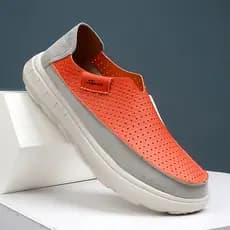 2026 verão novo estilo masculino respirável perfurado mocassins deslizamento em sapatos sola macia Anti-deslizamento sap
