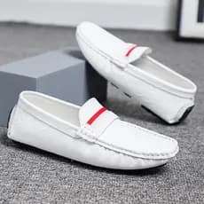 2026 novo estilo Casual sapatos brancos de sola macia deslizamento-On versão coreana mocassins ervilhas sapatos planos a