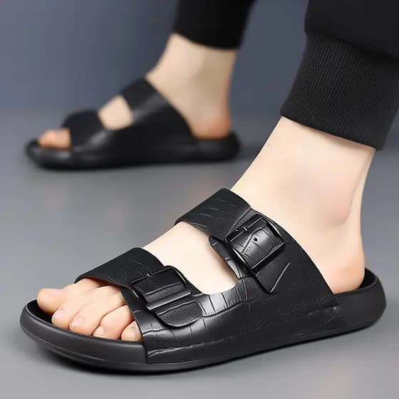 Chinelos masculinos na moda 2025 novo estilo masculino exterior Wear influenciador sandálias chinelos verão moda All-Mat