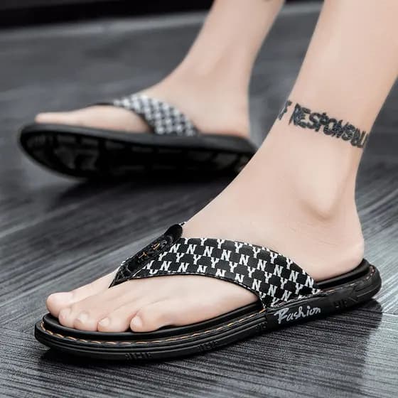 Chinelos de couro genuíno masculino na moda ins na moda antiderrapante confortável chinelos sandálias masculinas verão e
