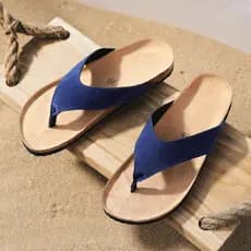 2026 verão novo estilo chinelos masculinos passeio leve sapatos de praia na moda Flip-Flops masculino antiderrapante san