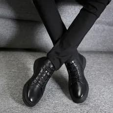 Outono inverno camada superior de couro Martin botas de cano alto sapatos de couro casuais masculinos de cano médio cour
