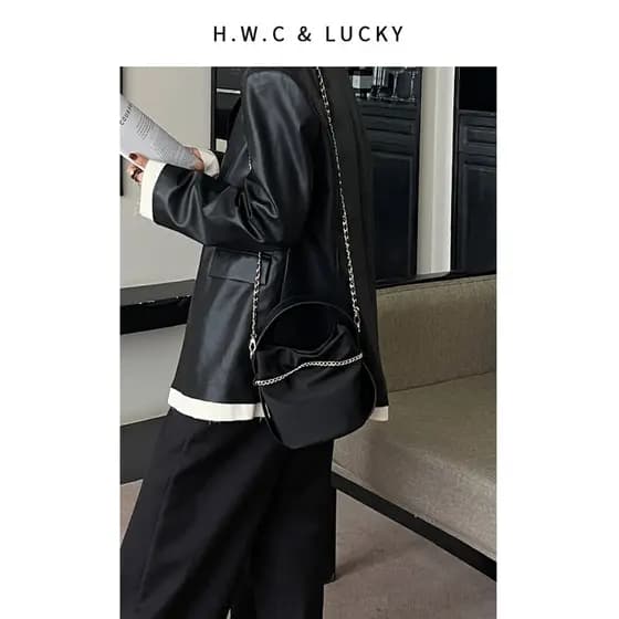 Loja de bolsas femininas 丨 Bolsa balde 2026 Novo estilo Bolsa mensageiro Bolsa de Nylon Bolsa com textura de corrente Bo