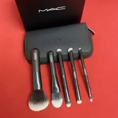 Conjunto de pincéis de viagem multifuncional autêntico Itália KIKO Pincel de configuração de pincel de base Pincel de so