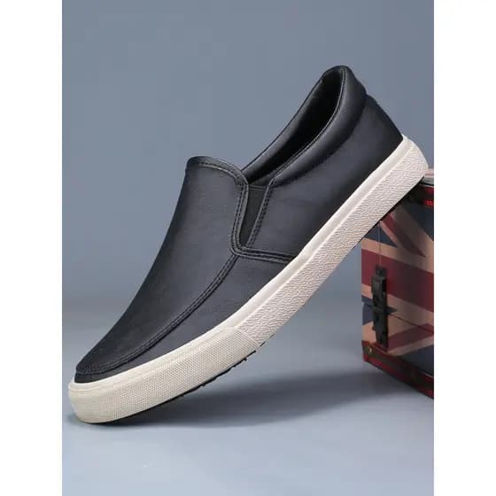2026 novo estilo sapatos masculinos sapatos de couro casuais sola macia confortável trabalho deslizamento preguiçoso res