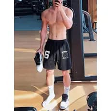 Carta preta impressa Shorts esportivos masculino estilo americano americano Fitness correndo treinamento calças de cinco